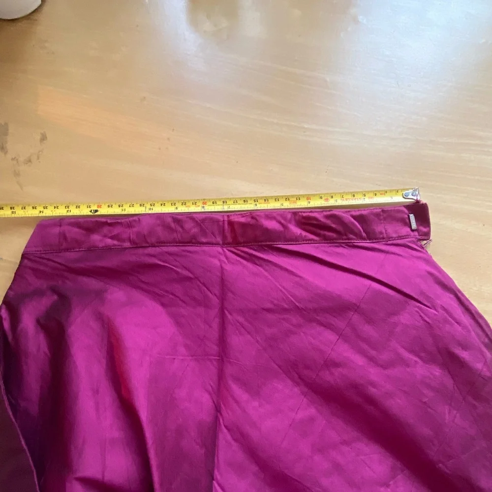 Net embroidered Anarkali With a  very good Flair. Size -small - Picture 5 of 5